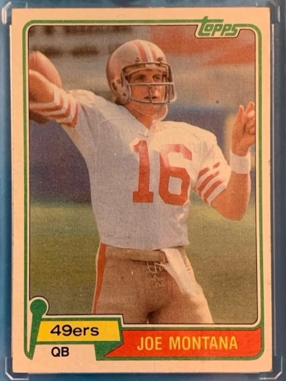 **AUTHENTIC** JOE MONTANA ROOKIE CARD (RC) - 1981 TOPPS #216 - Picture 1 of 2